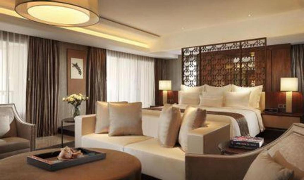 Hotel Tentrem Yogyakarta Exterior photo