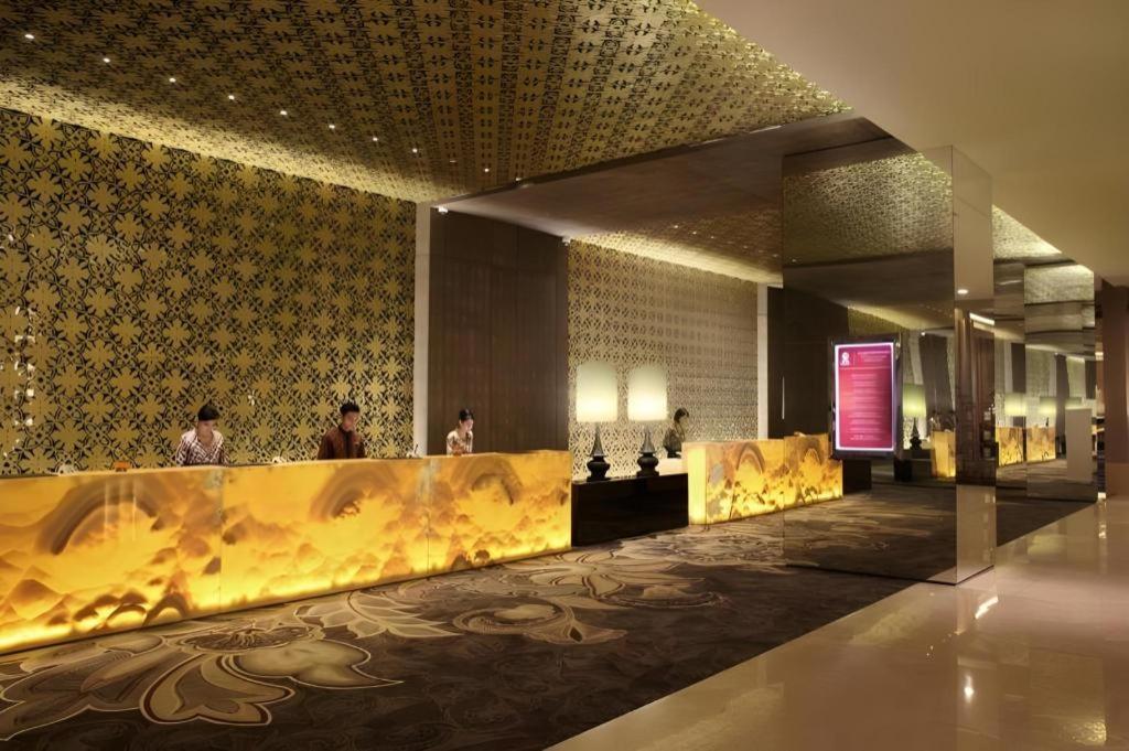 Hotel Tentrem Yogyakarta Exterior photo